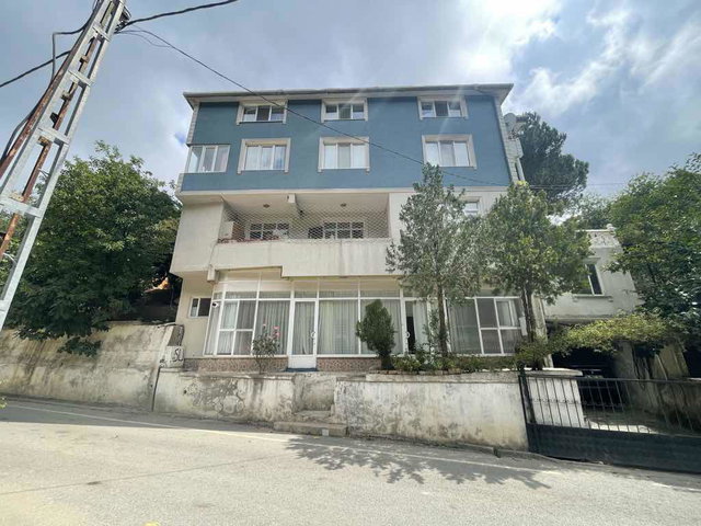 BEYKOZ’DA ÖĞRENCİYE ÇALIŞANA UYGUN EŞYALI  2+1 BAHÇE KATI |