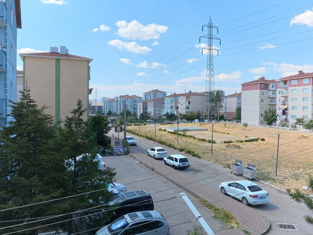 SİNCAN GÖKÇEK MAH ZİRAATÇILAR SİTESİ'NDE MERKEZİ KONUMDA 3+1 KİRALIK DAİRE