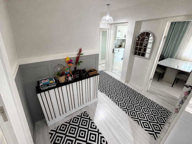REMAX GALAKSİ’DEN ÇİĞLİ YAKAKENT KOOP ‘TA ARAKAT 3+1 TADİLATLI DAİRE