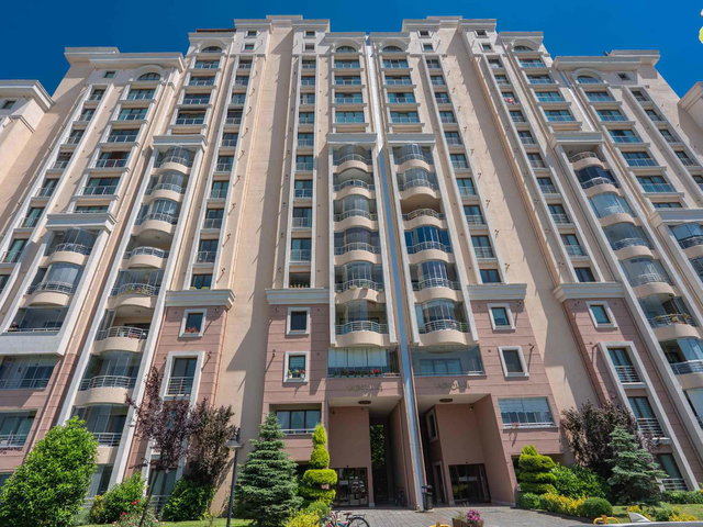 REMAX GELİŞİMDEN PELICAN HILL RESIDENCE'DA 1+1 KİRALIK DAİRE