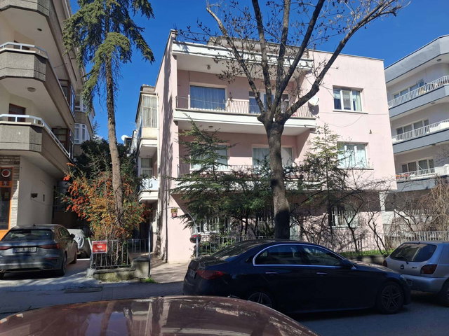 BAHÇELİEVLERDE KAÇIRILMAYACAK 4+1 SATILIK DAİRE