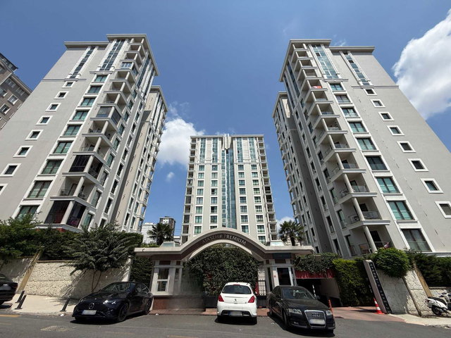 TATLISU MAH. ATAŞEHİR PREMİUM SİTESİ ‘NDE SATILIK GENİŞ 2+1 DAİRE