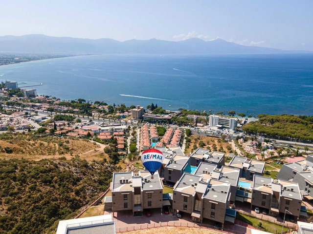 VISTA MARİN'DE SATILIK DENİZ MANZARALI BAHÇE KATI