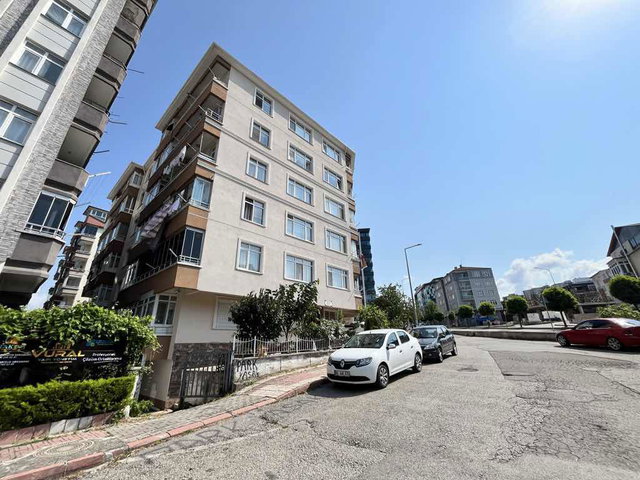 CAĞALOĞLUNA YAKIN KİRALIK 3+1 MASRAFSIZ DAİRE