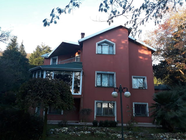 BEYKOZ POLONEZKÖYDE SATILIK 7+3 VILLA VE ARAZISI