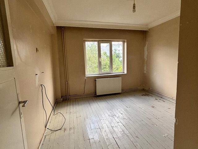 REMAX ARTIS'DEN YENIŞEHIR'DE KIRALIK 3+1 DAIRE