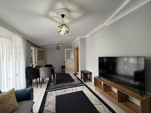 İSLAMBEY MAHALLESİNDE EŞYALI 2+1 KİRALIK DAİRE FATURALAR DAHİL