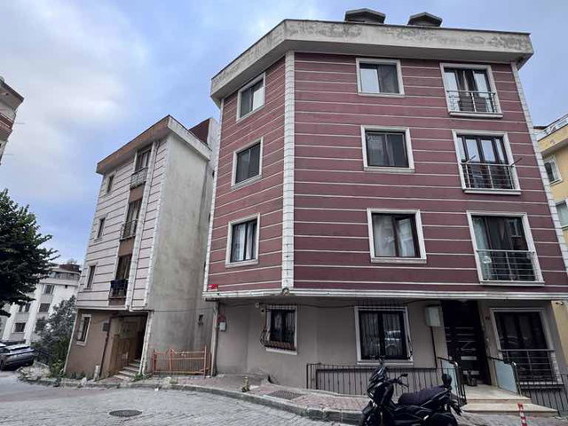 GÜRSEL MAHALLESI ÇAĞLAYAN OTOBÜS MINIBÜS YOLUNA PARALELİ2 + 1