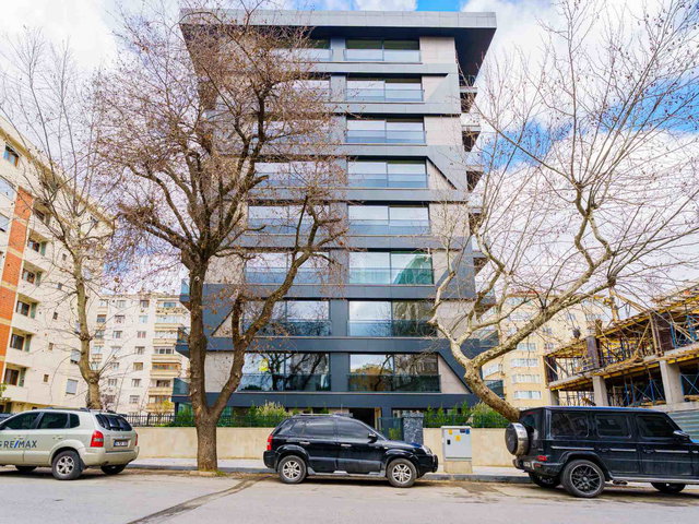KADIKÖY KOZYATAĞI KADIPAŞA SOKAKTA 187M2 4+1 LÜKS DAIRE