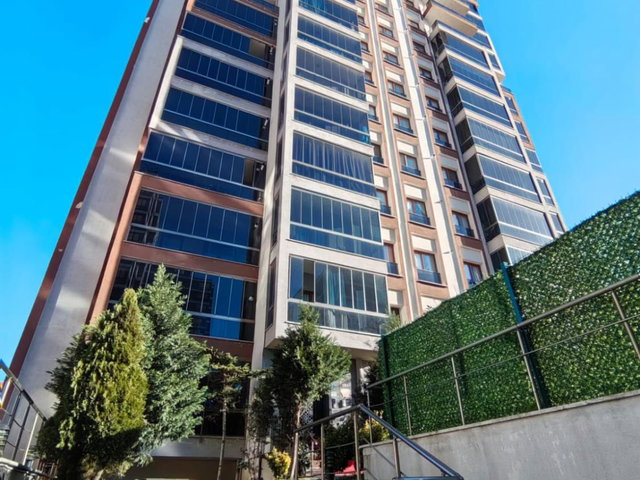 ASMALI PARK EVLERINDE 2+1 GENIŞ SATILIK DAIRE.