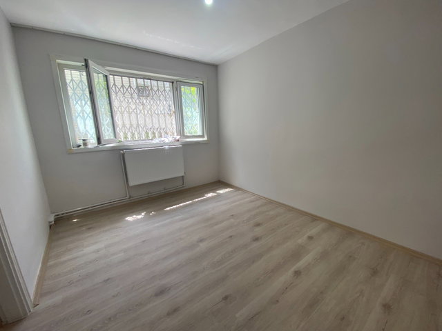 SARIYER YENIKÖY'DE SATILIK 2+1 DAIRE