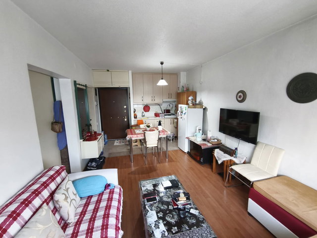 REMAX ESRA ÖZKAN'DAN ATAKÖY 9. KISIM A13 BLOKTA 1+1 KİRALIK