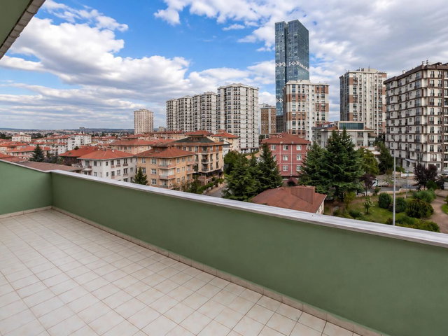 REMAX ANI 'DAN ÜMRANİYE TANTAVİ 'DE METROYA ÇOK YAKIN 3+1 SATILIK DAİRE