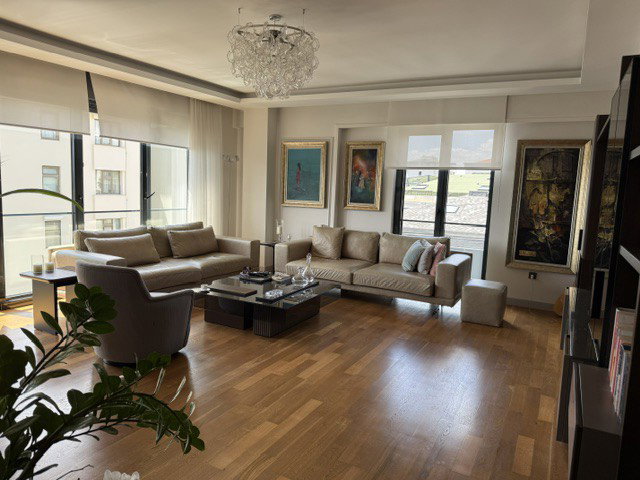 CADDEBOSTAN  KISMİ  DENİZ MANZARALI MUHTEŞEM 110M2 NET SATILIK 3+1 DAİRE