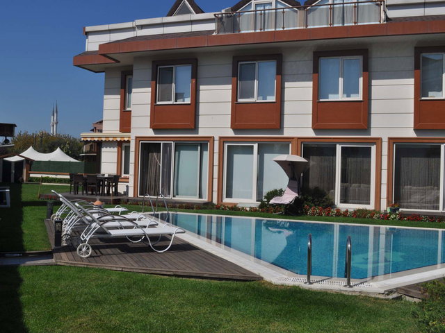 TUZLA MERCAN BÖLGESİNDE 2 AİLEYE UYGUN SATILIK VİLLALAR