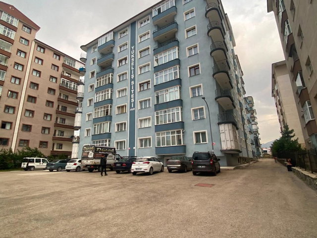 REMAX İLKE'DEN ŞÜKRÜPAŞA'DA 2+1 SATILIK LÜKS DAİRE