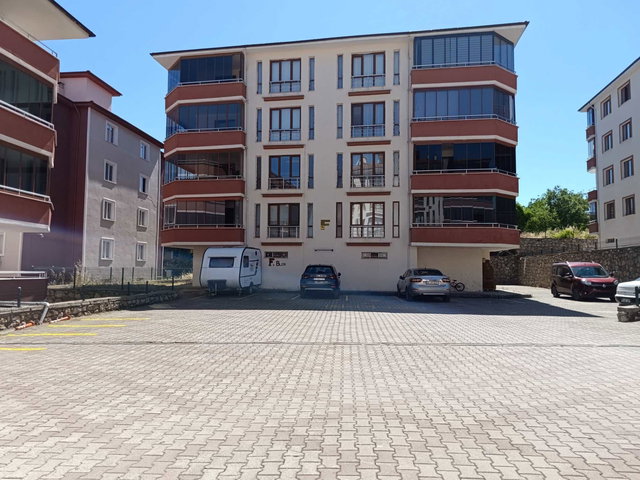 SAFRANBOLU ESENTEPE MAH. SUİT YAŞAM EVLERİ KİRALIK 4+1 DAİRE