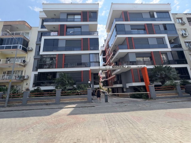 BOSTANLI SAHİLE 150 M, 2+1, AKILLI EV, YERDEN ISITMA, OTOPARK