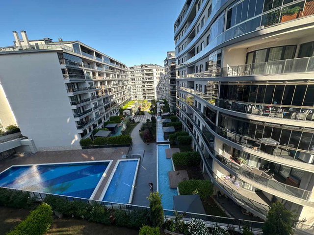 MOPAŞ BAHÇE EVLER HAVUZ CEPHE EBEVEYN BANYOLU AMERİKAN M. 3+1