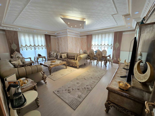 ŞAFAKTEPE PLATIN EVLERI'NDE MANZARALI, FULL YAPILI LÜKS DAİRE