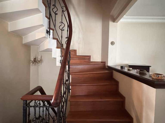 PENDIK SEÇKINEV KONAKLARI ÇAMLIK 5 + 2 SATILIK VILLA
