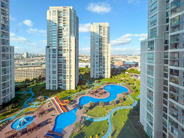 AĞAOĞLU MY WORLD EUROPE POOL RESIDENCE’DA 3+1  169 M²  BRÜT TERASLI  DAIRE
