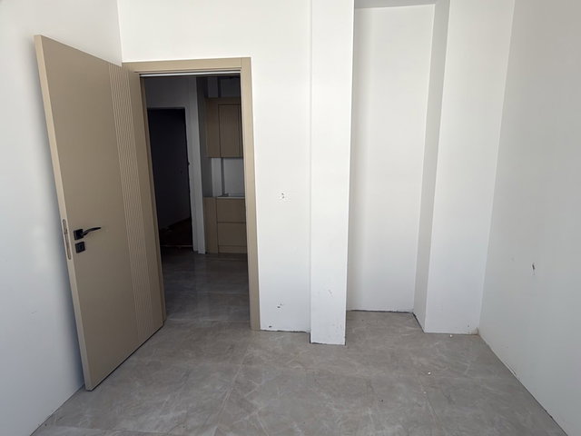 1200 EVLERDE TAKASA AÇIK SIFIR DAIRE