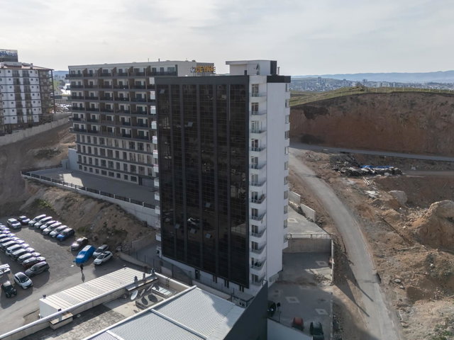 ESKIŞEHIR YOLUNA CEPHE CEYKA PLAZA'DA YENİ KIRALIK 1+1