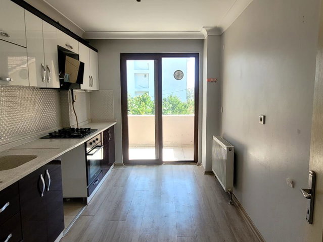 RE/MAX İNCİ'DEN PLEVNE MAH. GENERAL KEMAL ORTAOKULU YAKINI KİRALIK 2+1 DAİRE