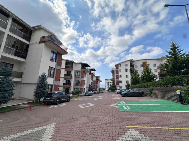 BAŞİSKELE FATİH’TE ÜSTPARK YUVACIK’TA 3+1 BAHÇE KATI | 150 M² | 2 BANYO 3 WC