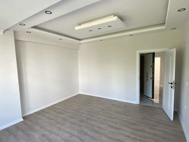 ÇAYIROVA EMEK MAHALLESİNDE SIFIR 3+1 ARA KAT DAİRE