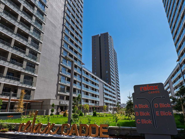 RELAX CADDE’DE TAHSISLI KAPALI OTOPARKLI 1+1 KIRALIK DAIRE