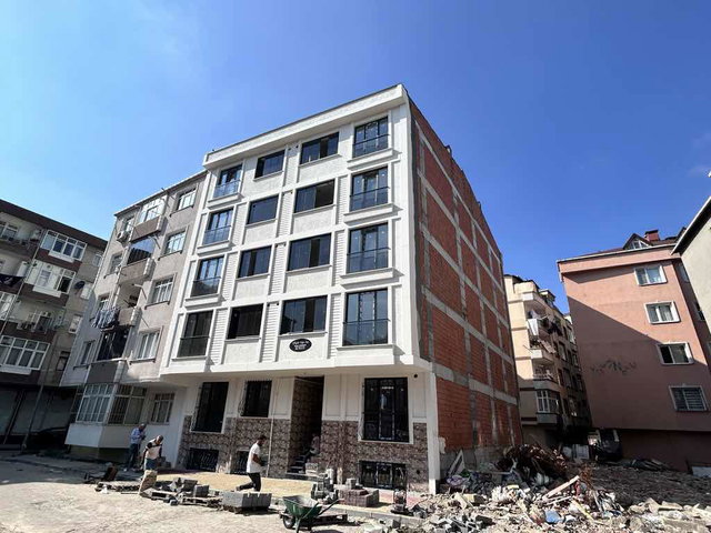 MAREŞAL ÇAKMAKTA METROYA YÜRÜME 5 DAKİKA SIFIR 2+1 DAİRE