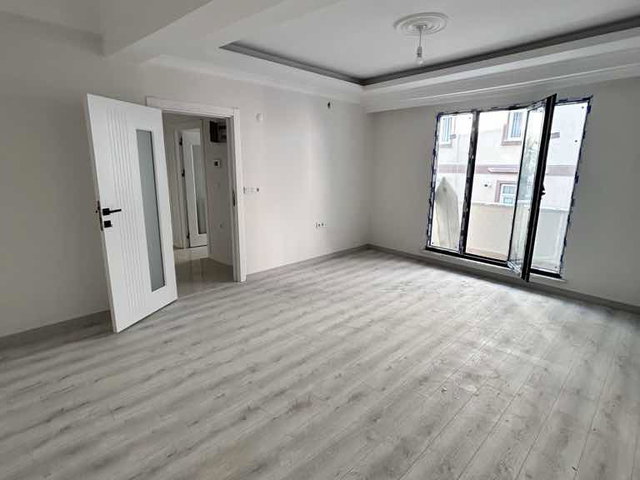 MAREŞAL ÇAKMAKTA METROYA YÜRÜME 5 DAKİKA SIFIR 2+1 DAİRE