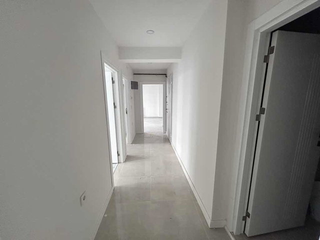 MAREŞAL ÇAKMAKTA METROYA YÜRÜME 5 DAKİKA SIFIR 2+1 DAİRE