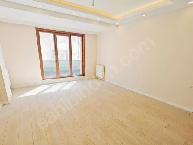 SATILIK DAIRE 2+1 120 METREKARE