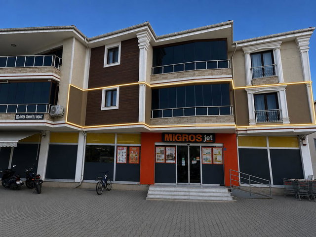 ŞARKÖY İSTİKLAL MAH’DE MİGROS ÜSTÜ 2+1 SATILIK  BALKONLU DAİRE