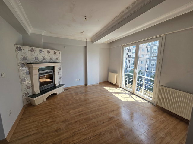 GAZIOSMANPAŞA SARIGÖL’DE  SATILIK DOĞU CEPHELİ 4+1 | 2 BANYO | BALKON | TERAS