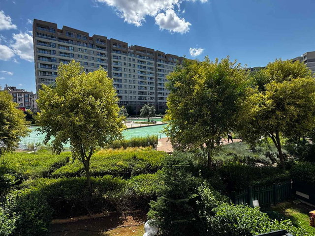 SİNPAŞ LİVA SATIŞ OFİSİ REMAX PROF SEZAİ T. SATILIK 2+1 PEYZAJ MANZARALI