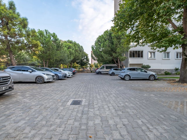 REMAX ADVANTAGE'N 100.YIL METRO YANI MERKEZİ KONUM SATILIK 4+1