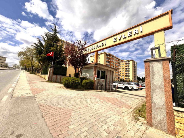 PENDIK YENIŞEHIR EKŞİOĞLU YEŞİLVADİ EVLERİ KIRALIK 3+1 DAIRE