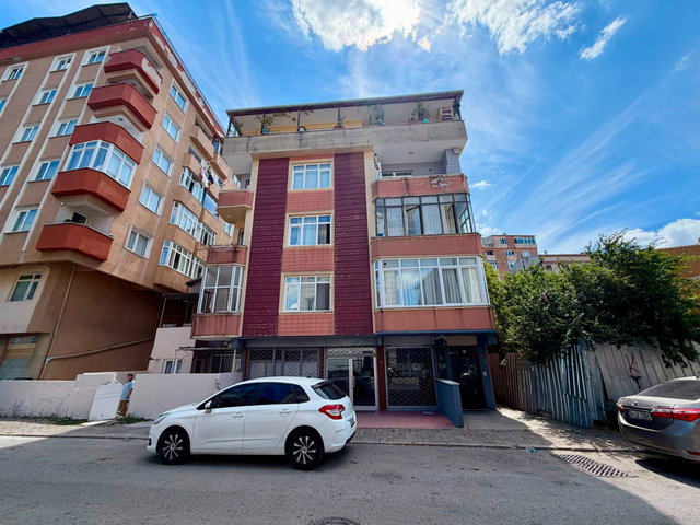 ATAŞEHİR FERHATPAŞA MAHALLESİNDE 3+1 SATILIK DAİRE
