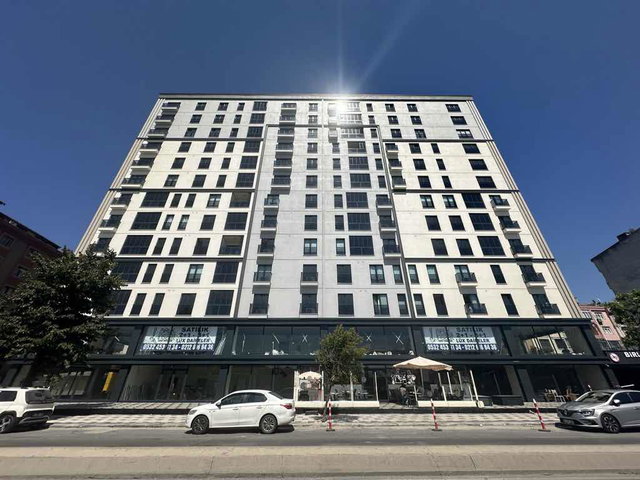 BİRLİK LİFE 61,5 ÖN CEPHELİ KULLANIŞLI 2+1 SATILIK LÜKS DAİRE