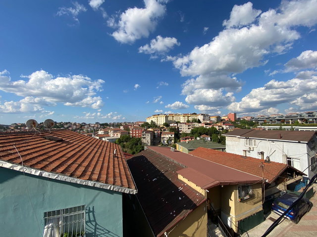 REMAX ASHILL ÜSKÜDAR MEHMET AKIF ERSOY DA KIRALIK 3+1 ARA KAT