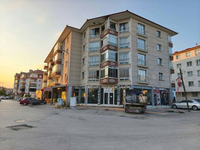 HASANOĞLAN'DA FULL YAPILI 2.KAT 160 M2 3+1 FIRSAT DAİRESİ