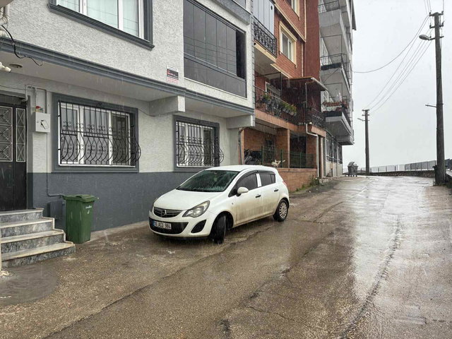 ÇEKİRGE'DE KİRALIK 1+1 DAİRE