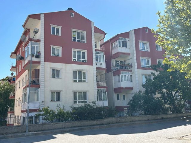 TÖREKENT GÖKÇEK MAH. HASTANE VE METRO YAKINI 3+1 SATILIK DAİRE