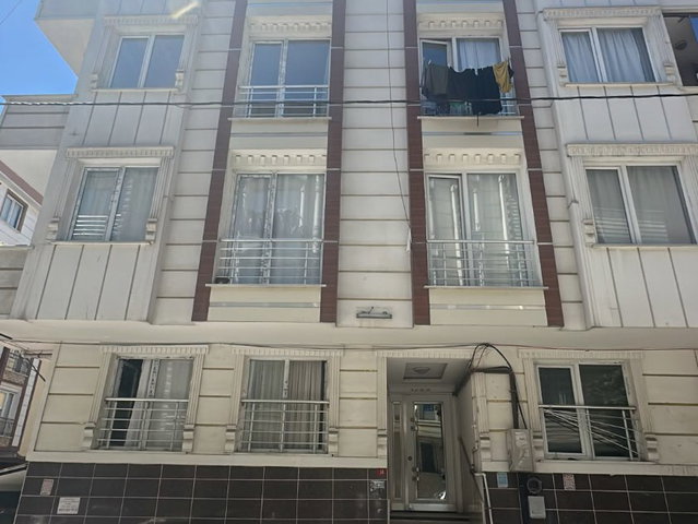 REMAX TOPRAK'TAN ESENYURT TALATPAŞA MAH. SATILIK 2+1