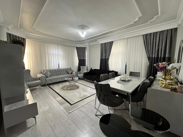 REMAX ARTIS'TEN ŞÜKRÜPAŞA'DA SATILIK 3+1 DAIRE