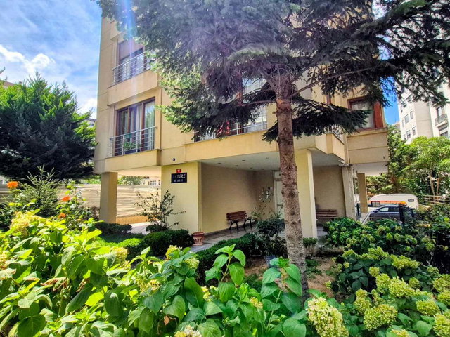 FENERYOLU, YARGIÇ TURHAN DEMİREL SOKAKTA 100M2 NET